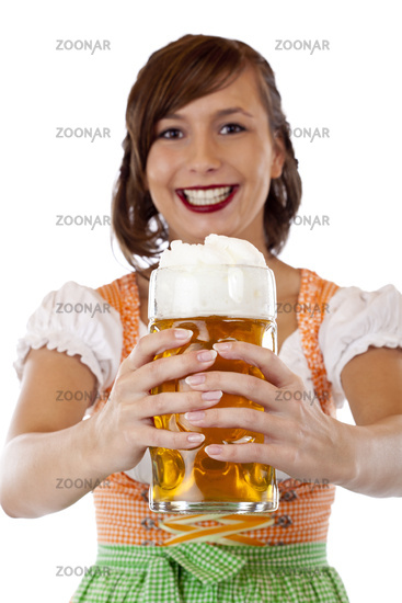H bsche Frau im Dirndl lacht und h lt Oktoberfest Masskrug Bier